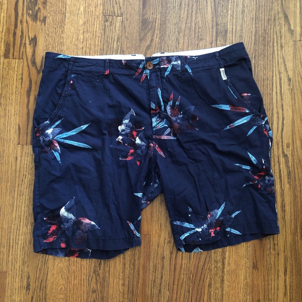Buffalo by David button lightweight tropical short